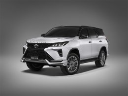 ปรากฏการณ์ความร่วมมือด้านการออกแบบ MODELLISTA x ASAVA “Trend Leader on the road” สะท้อนความหรูหรา โดดเด่น ของอุปกรณ์ตกแต่งรถยนต์ MODELLISTA